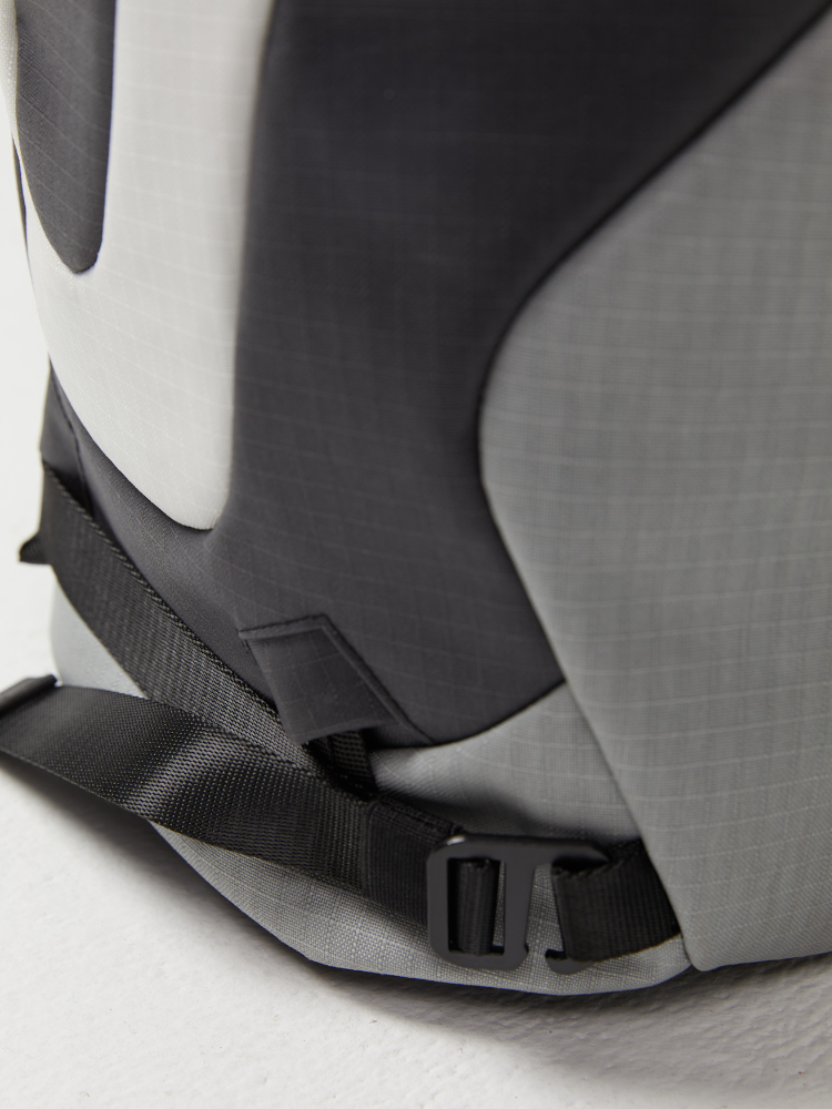 UZSQUARE Atom Mountain Backpack - Snowears- bag