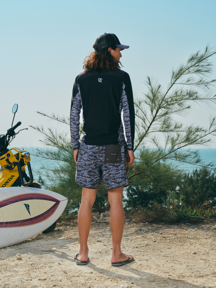 CHILLHANG Coastal Rush Rash Guard - Men's ChillHang | Snowears.com