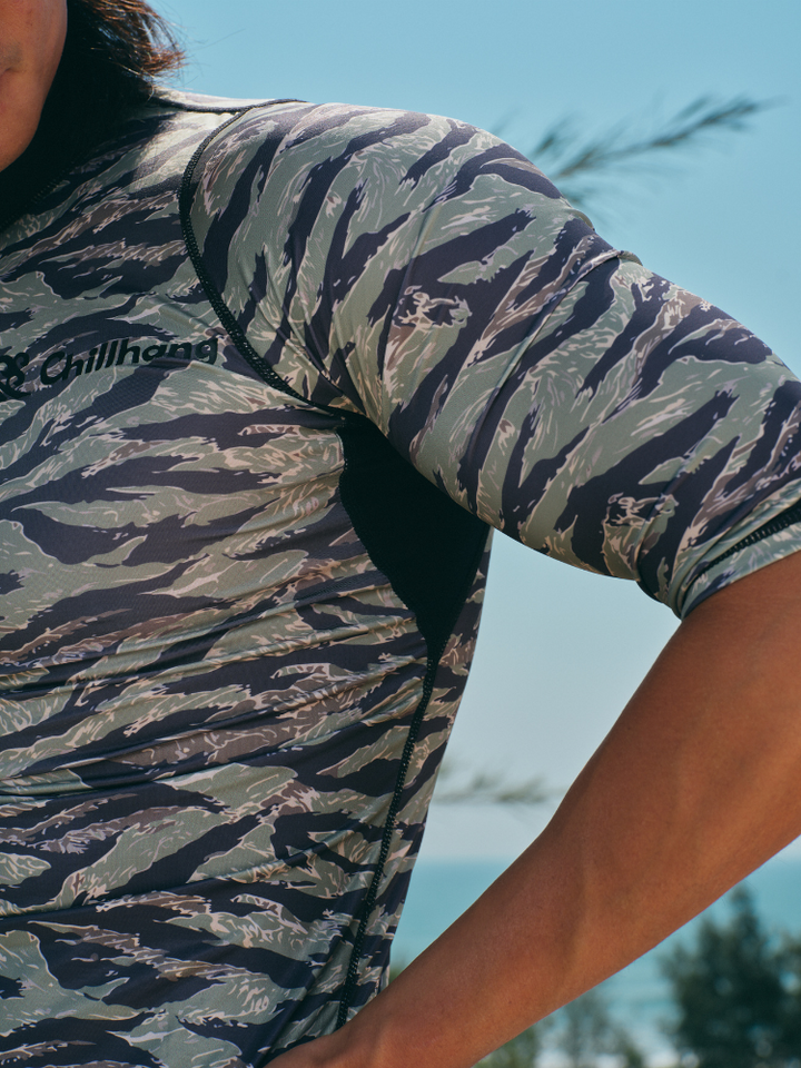 CHILLHANG WaveFlex Short Sleeve Rash Guard - Men's - Snowears- T-Shirts