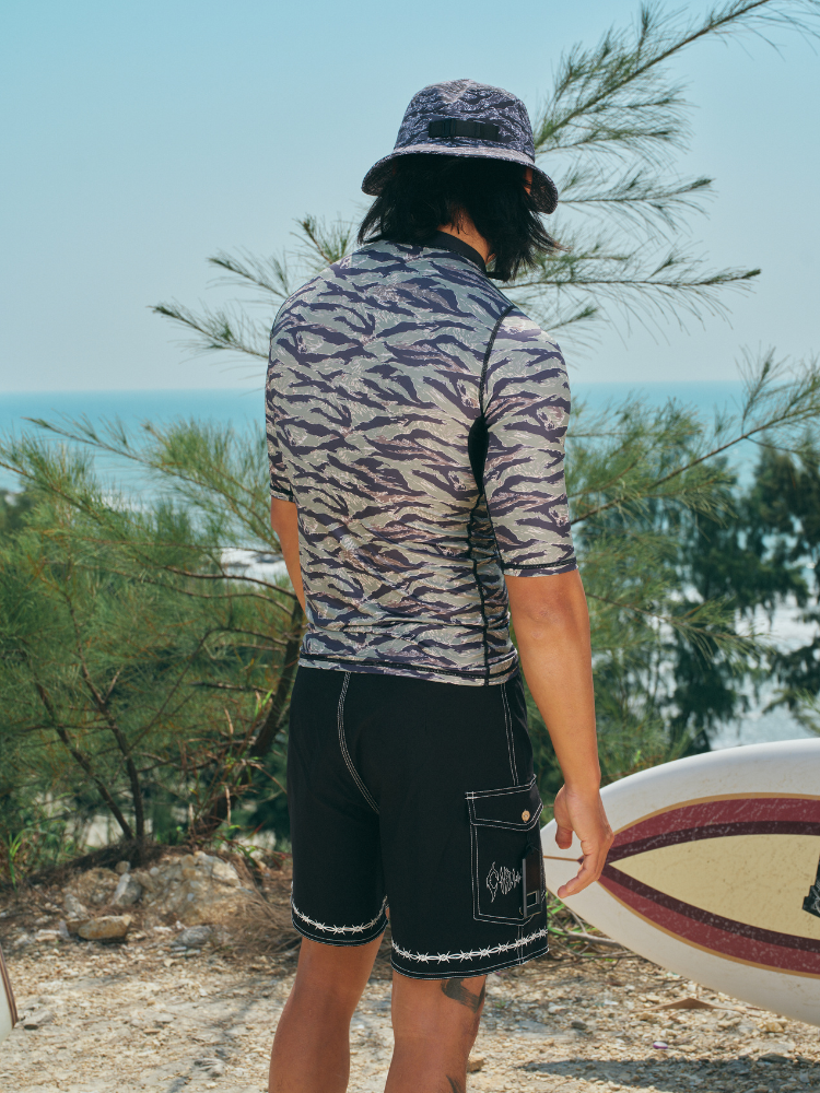 CHILLHANG WaveFlex Short Sleeve Rash Guard - Men's