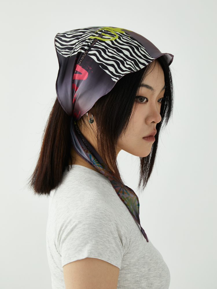 DISOV Punk Zebra Bandana Gray DISOV | Snowears.com