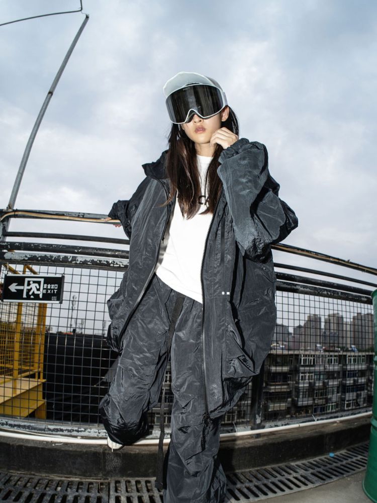 POMT CleanF Wrinkle Baggy Snow Jacket - Women's - Snowears- Womens snowboard/Ski Jackets