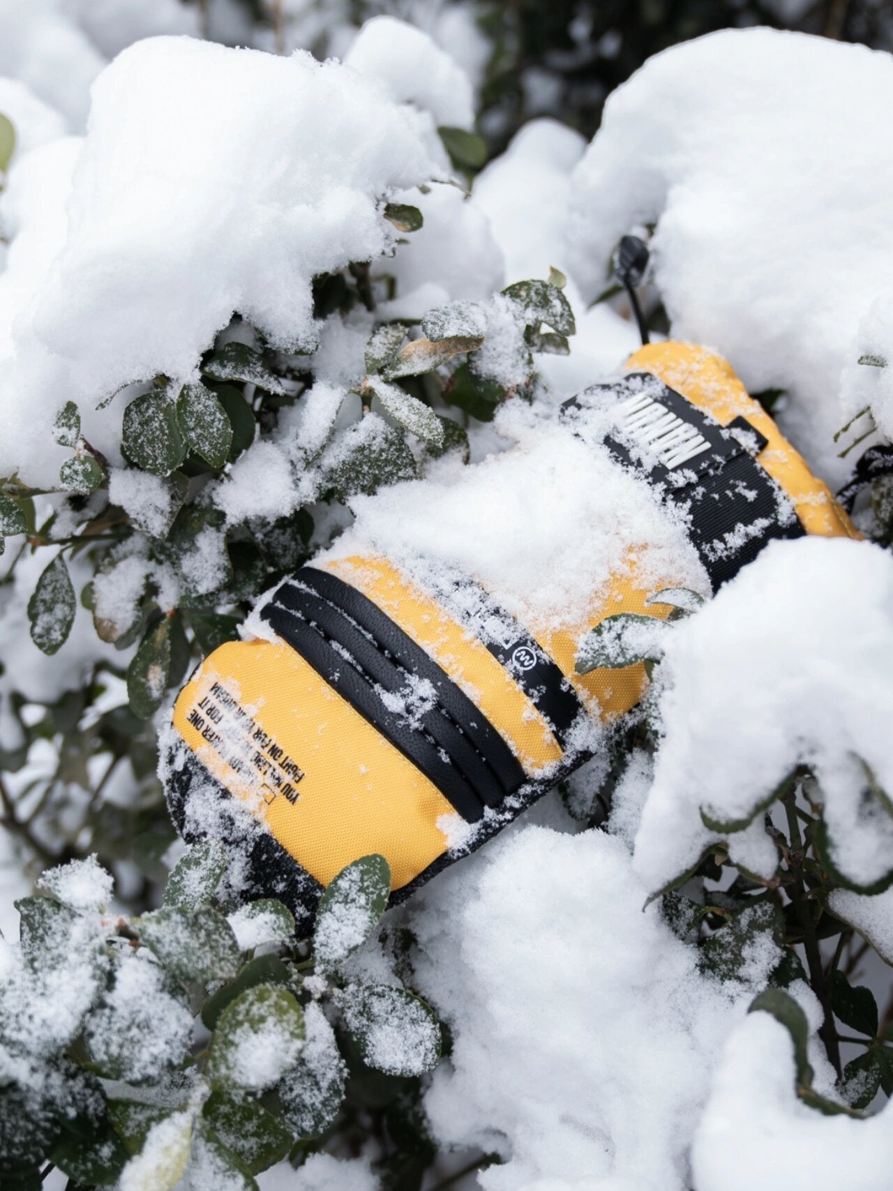 NANDN WristGuard Pro KEVLAR Snowboarder Mitten - Snowears- Gloves & Mittens