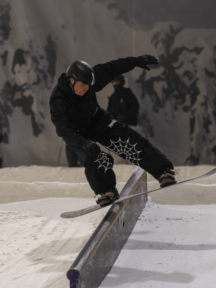 Doorek Spider Reflective Baggy Snow Pants - Unisex Doorek | Snowears.com