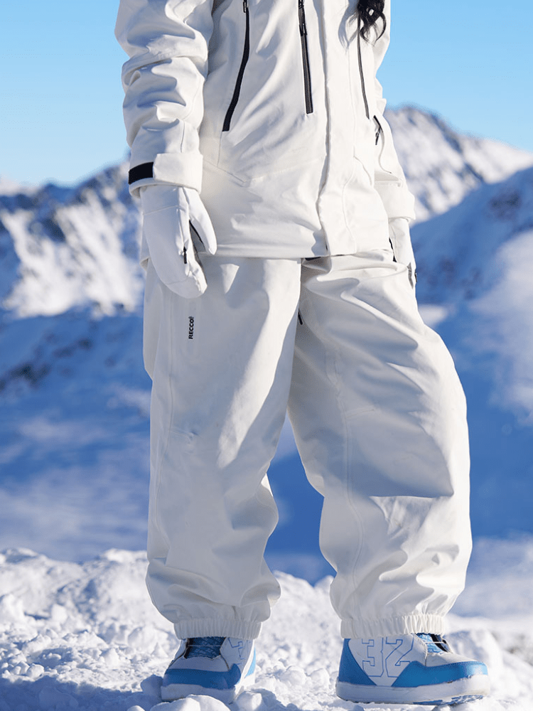 Highker Motion RECCO® Baggy Snow Trousers - Unisex White High Experience | Snowears.com
