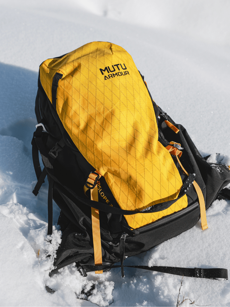 MUTU 20L CORDURA® Ski Backpack Mutu | Snowears.com