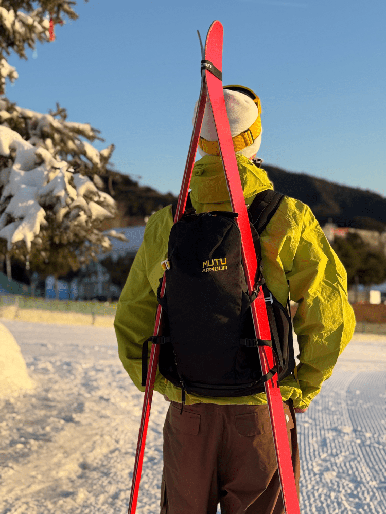 MUTU 20L CORDURA® Ski Backpack Mutu | Snowears.com