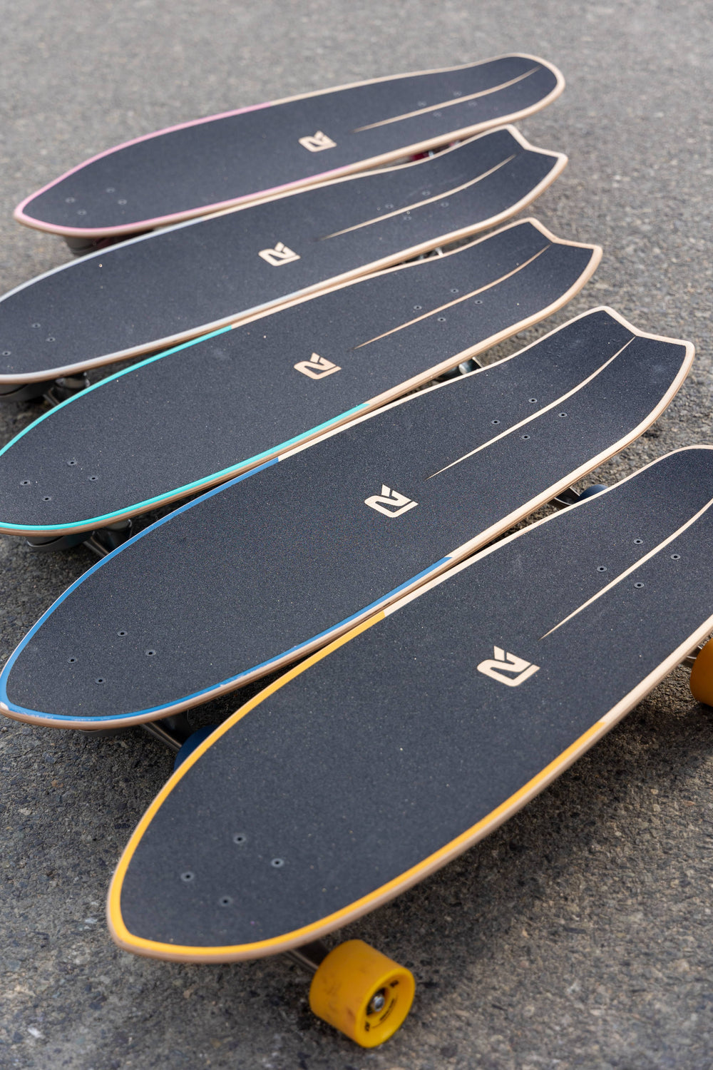 P2R SEA-5 Surf Skateboard with Carving Truck P2R | Snowears.com