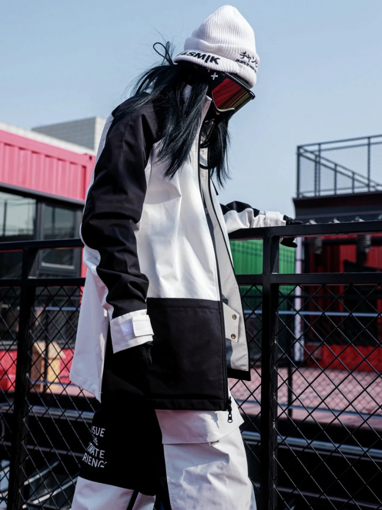 Tolasmik Wild Baggy Snowboard Jacket - Women's - Snowears- Womens snowboard/Ski Jackets