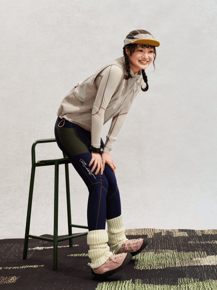 TurtleRabbit Flow UPF50+ Cargo Bibs - Women's Navy TurtleRabbit | Snowears.com
