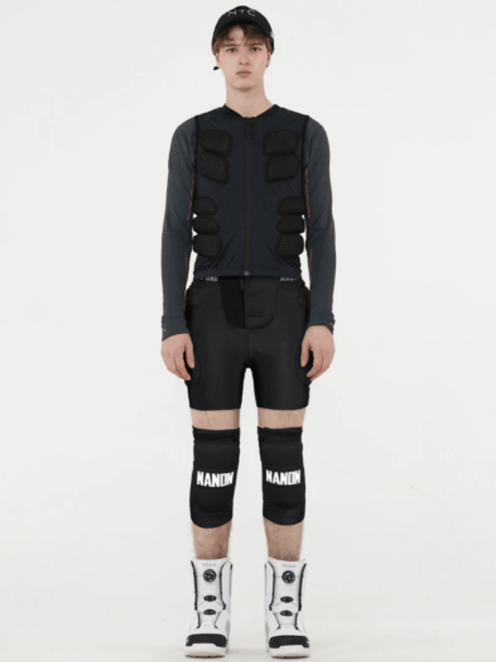Nandn Unisex Tri-Flex Shorts & Knee Pads Set - Snowears-snowboarding skiing jacket pants accessories